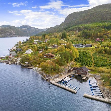 Vila Charming House Located By The Fjord With The Pultpitrock Within Short Distance Jørpeland Exteriér fotografie