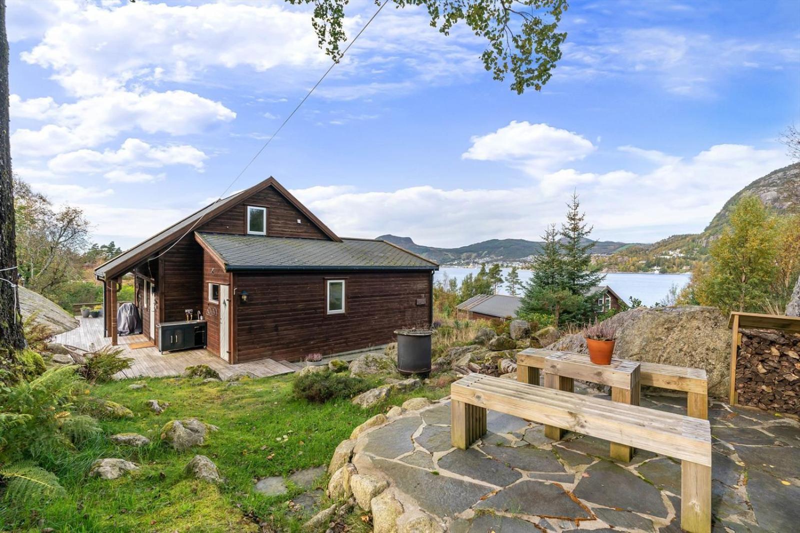 Vila Charming House Located By The Fjord With The Pultpitrock Within Short Distance Jørpeland Exteriér fotografie