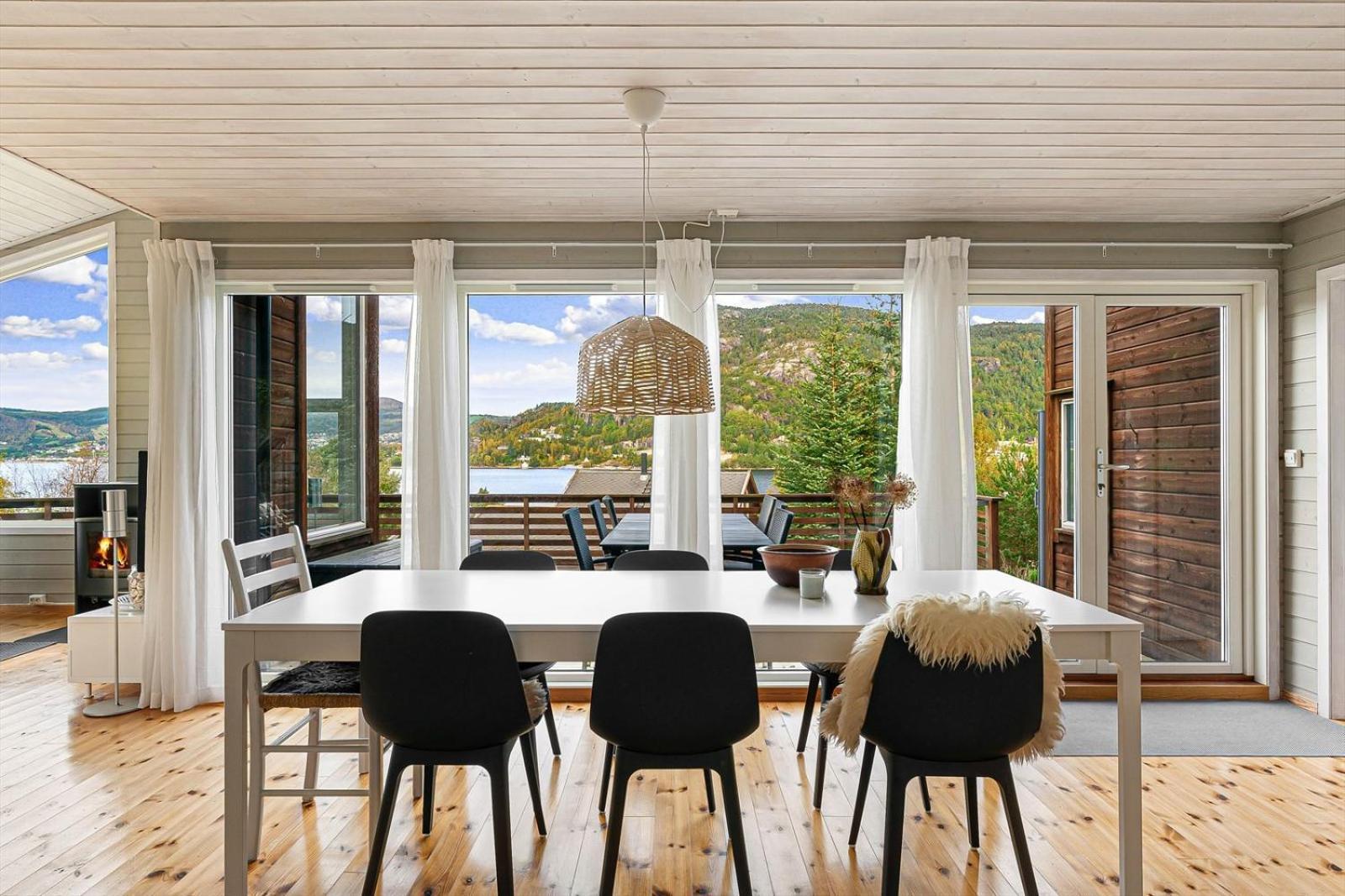Vila Charming House Located By The Fjord With The Pultpitrock Within Short Distance Jørpeland Exteriér fotografie
