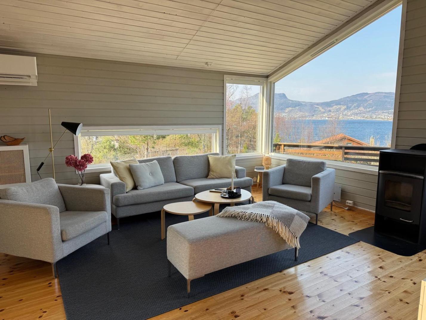 Vila Charming House Located By The Fjord With The Pultpitrock Within Short Distance Jørpeland Exteriér fotografie