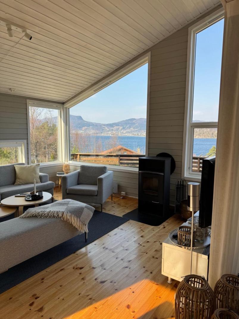 Vila Charming House Located By The Fjord With The Pultpitrock Within Short Distance Jørpeland Exteriér fotografie