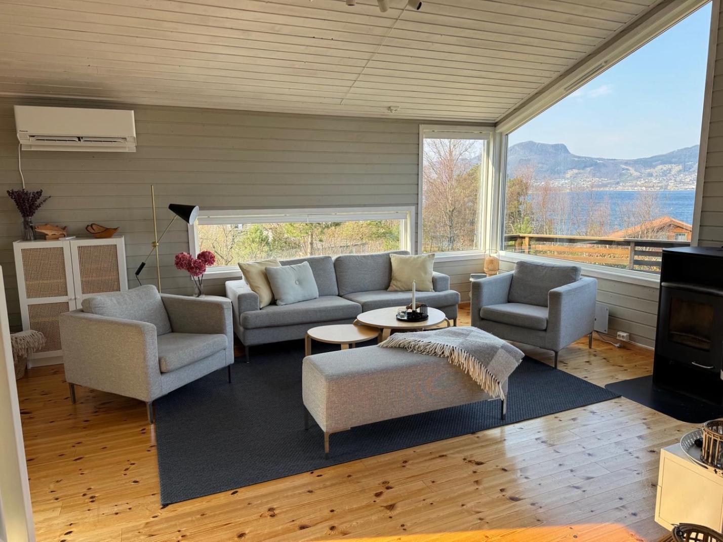 Vila Charming House Located By The Fjord With The Pultpitrock Within Short Distance Jørpeland Exteriér fotografie